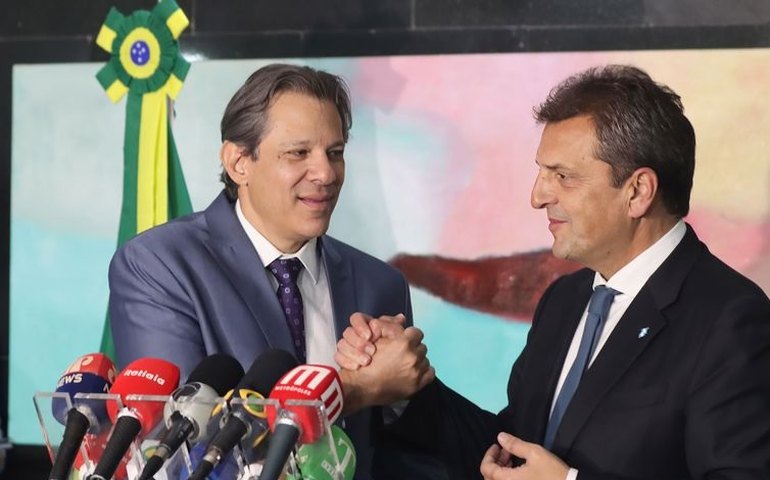 Brasil e Argentina negociam acordo de U$S 600 milhões para exportações