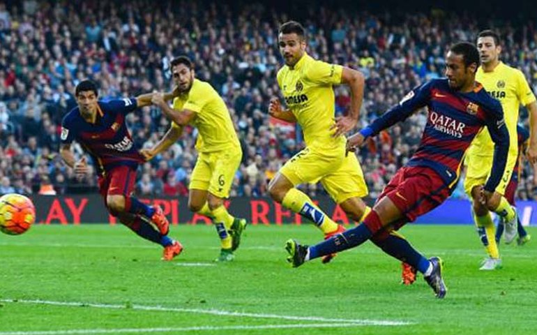 Neymar brilha, faz gol antológico e comanda vitória do Barcelona