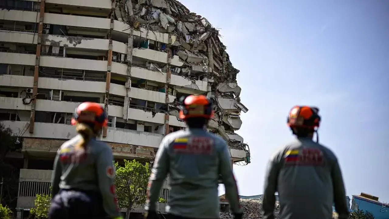 Amatrice doa arrecadação de missa a jovens afetados por terremotos na Venezuela