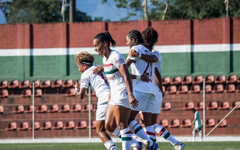 Série B e Brasileirão Feminino movimentam fim de semana pelo Brasil