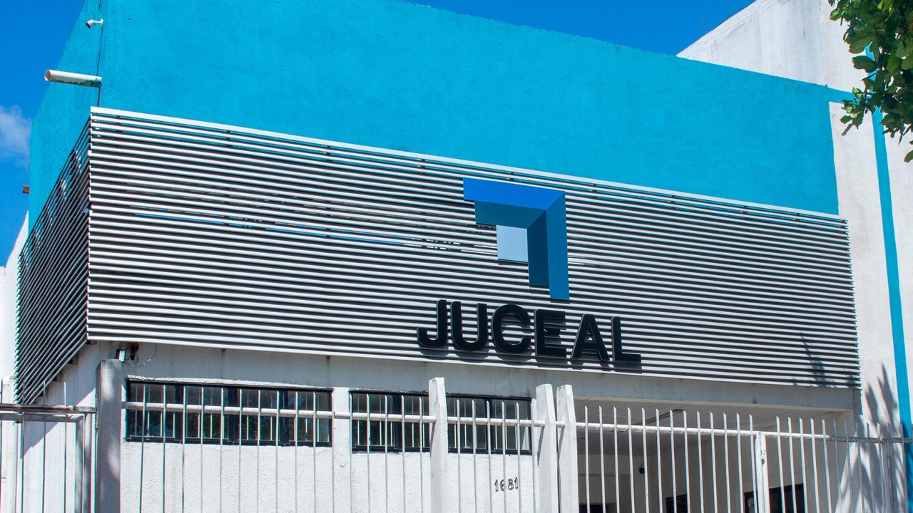 Alagoas possui mais de 28 mil empresas administradas por idosos, revela Juceal