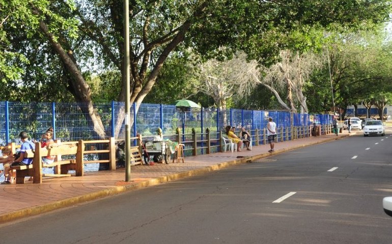 Enquanto Palmeira dos Índios ignora segurança no Açude do Goiti, Campo Grande (MS) deu exemplo com proteção no Lago do Amor