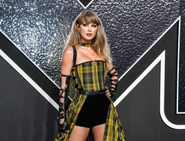 Taylor Swift se torna a pessoa mais jovem a entrar no Hall da Fama dos Compositores