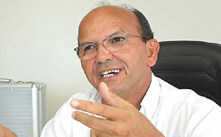 Cícero Cavalcanti é acusado pelo MP de fraudar nomeação de servidores; 17ª Vara acolhe denúncia