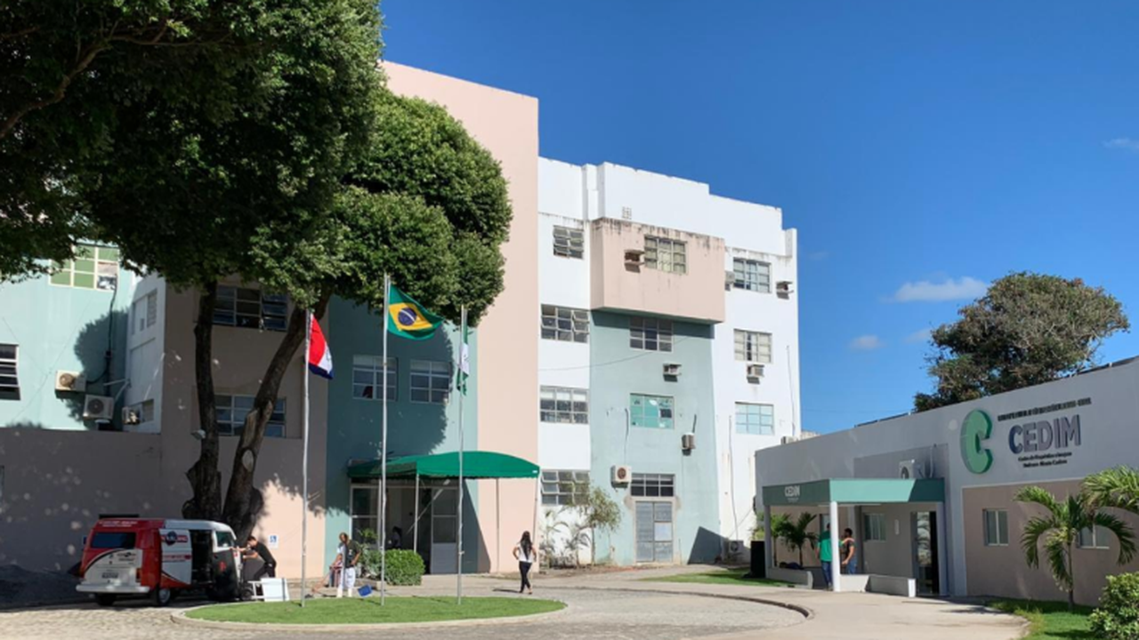 Aós quase 10 anos, Claudia Rodrigues encerra parceria com empresária Adriane Bonato