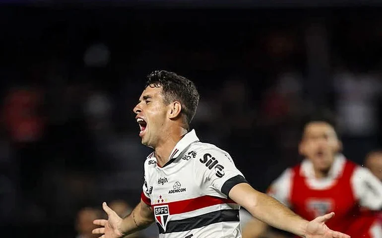 Oscar apoia Luighi antes de Choque-Rei e critica grama sintética: 'Os jogadores estão sofrendo'
