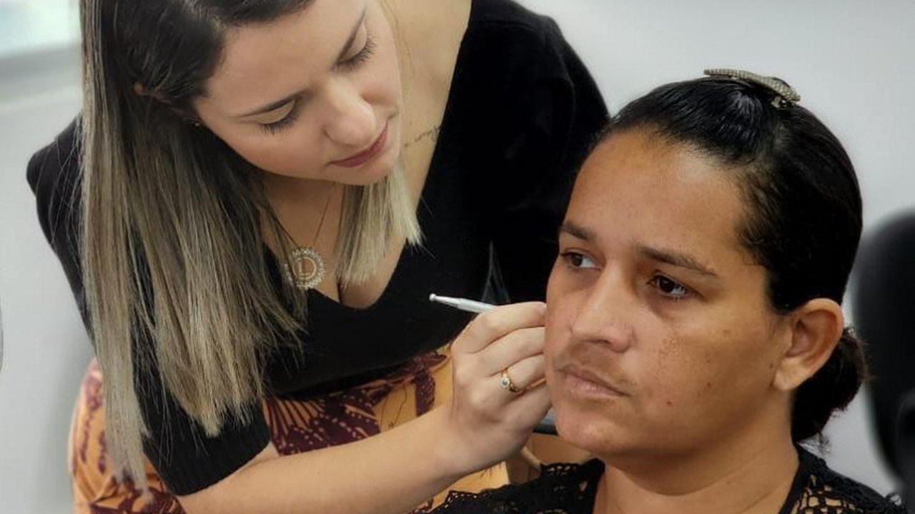 Serviço de Atenção à Saúde do Servidor promove capacitação sobre Auriculoterapia