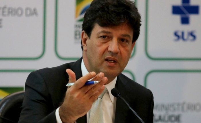 O ex-ministro da Saúde, Luiz Mandetta durante coletiva