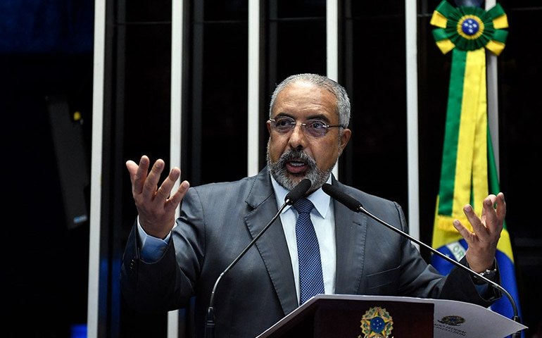 Paim pede engajamento da sociedade contra abuso sexual de crianças