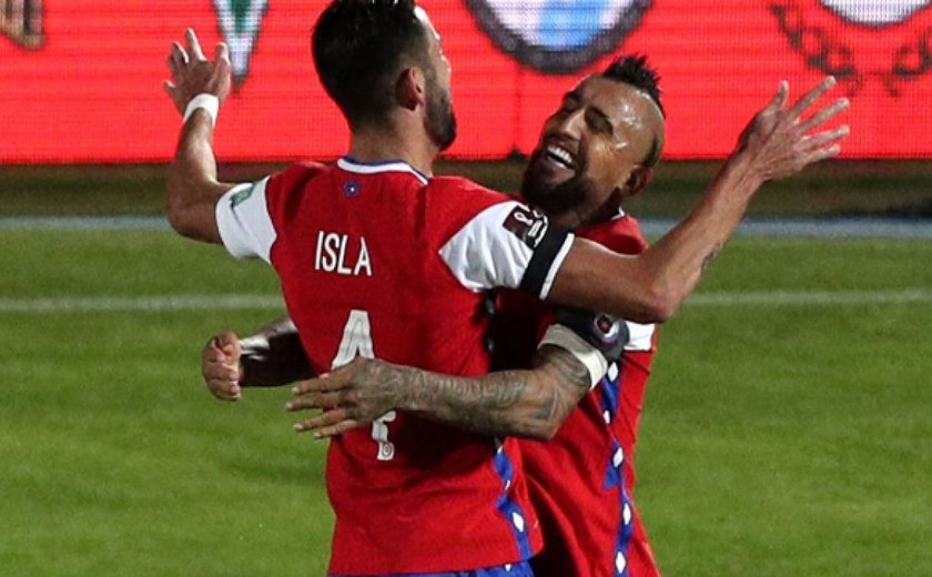 Chile vence a Venezuela em casa e volta a sonhar com vaga na Copa do Catar