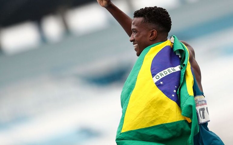 Felipe Bardi encerra ano como melhor brasileiro no ranking dos 100 m