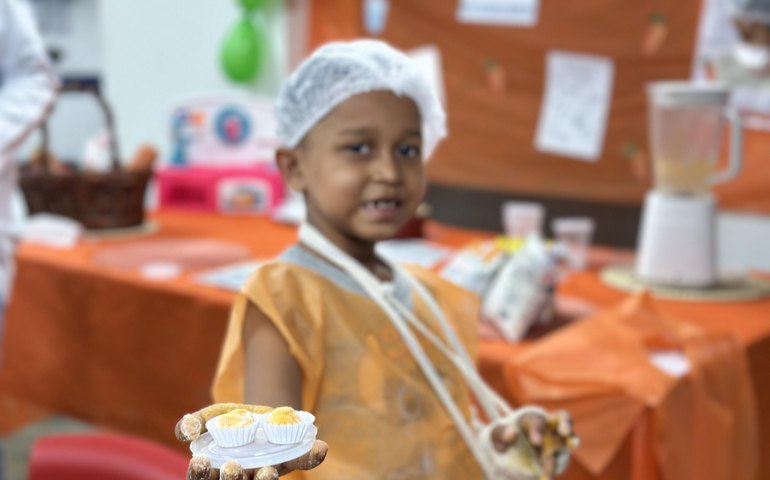 Oficina de Culinária na Pediatria do HGE ensina importância da alimentação saudável a crianças