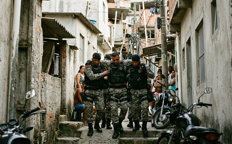Policial militar morre após ser baleado na cabeça em operação no Rio