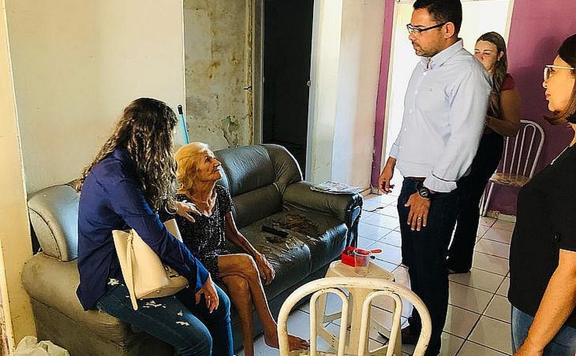 Neto de idosa resgatada em casa infestada de carrapatos é preso em Alagoas