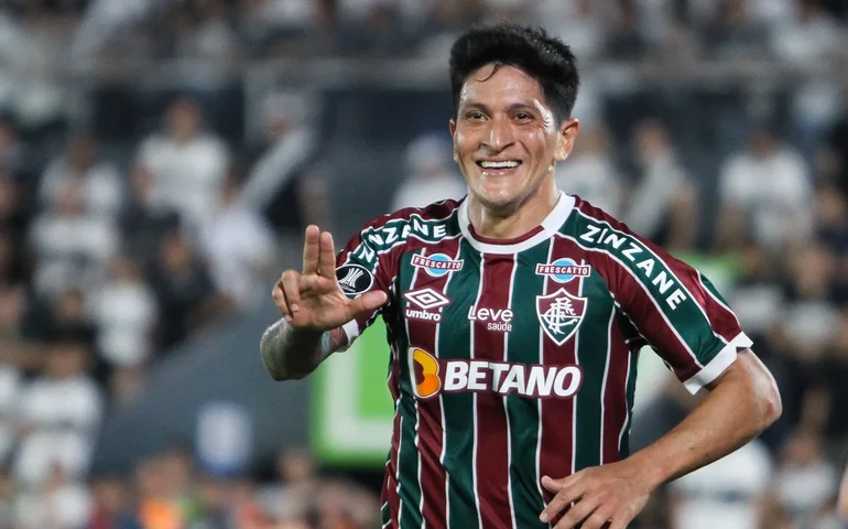 Cano marca no fim e Fluminense escapa de derrota para o Fortaleza no Maracanã
