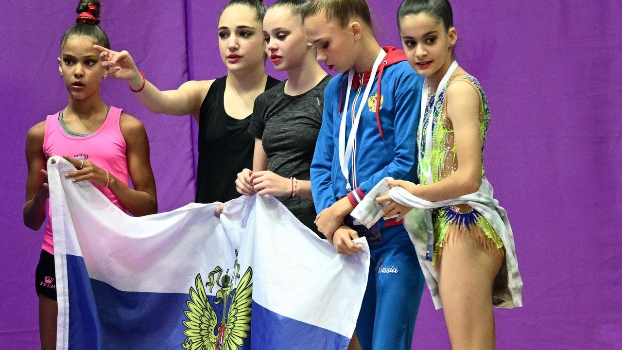 Romênia proíbe símbolos russos e viola decisão da Federação Internacional de Ginástica, diz especialista