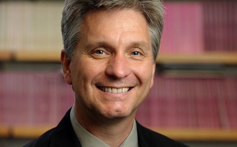 Momento é de mudar política para uma postura mais neutra, diz Waller do Fed