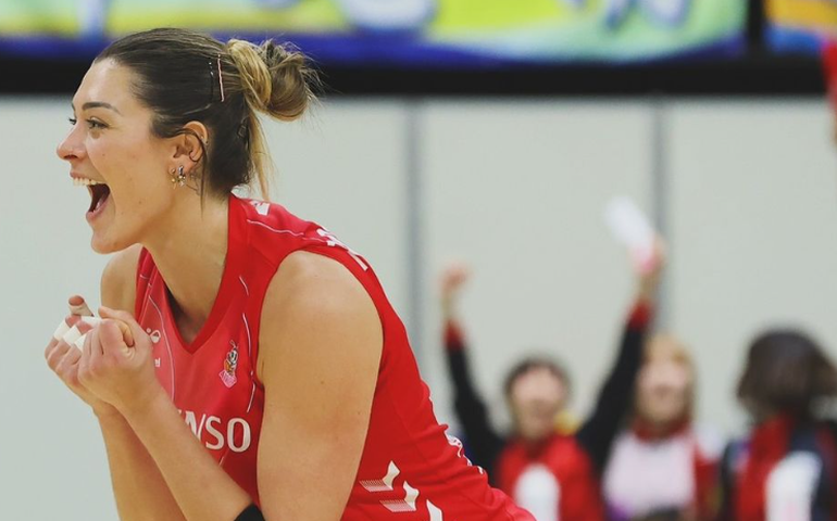 De olho em Paris-2024, Rosamaria mergulha no vôlei japonês e se vê uma jogadora mais versátil