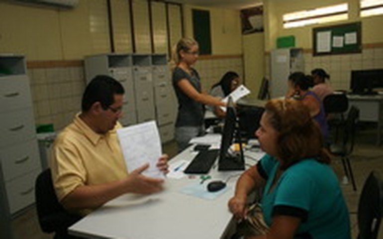 Matrículas para alunos novatos na rede começam na próxima segunda