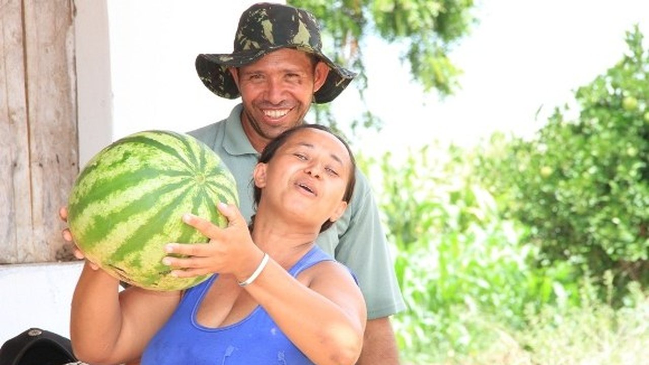Água do Canal do Sertão traz famílias de volta para o campo