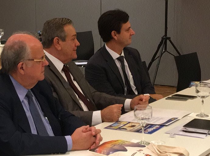 Parlamentares recebem pauta municipalista