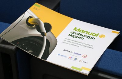 Manual da Recarga Segura: Corpo de Bombeiros, Equatorial e Crea lançam guia sobre eletromobilidade