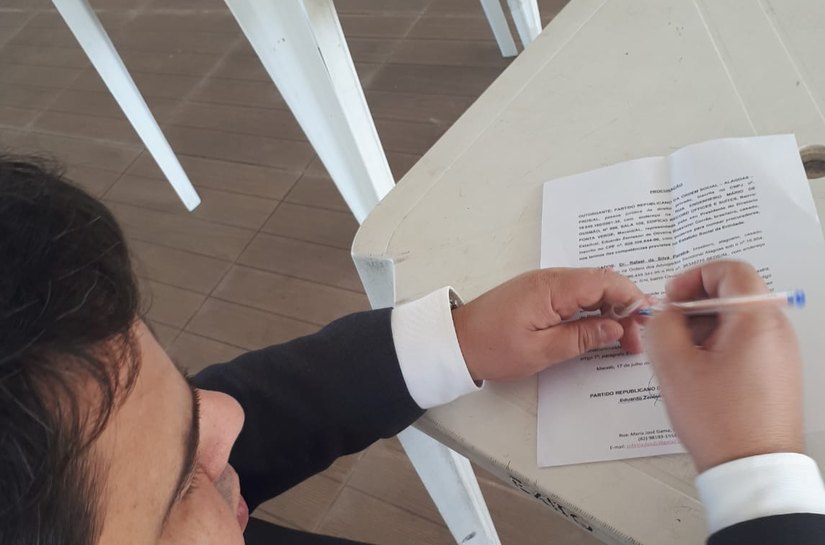 Presidente do PROS-AL, Eduardo Rossiter assina Adin contra Lei de Promoção dos Militares alagoanos
