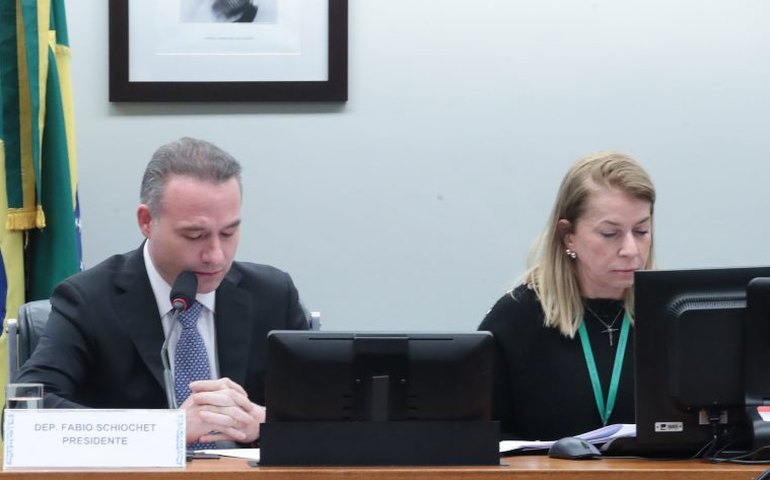 Conselho de Ética abre processo contra o deputado Gilvan da Federal