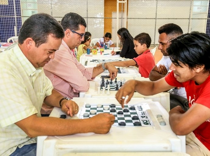 Selaj leva recreação e lazer para crianças de Junqueiro