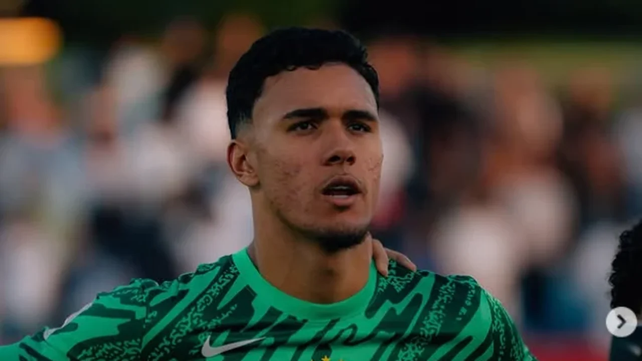 Joia do Santos, goleiro João Pedro vai de possível reserva a destaque da seleção sub-17: 'Não imaginava'