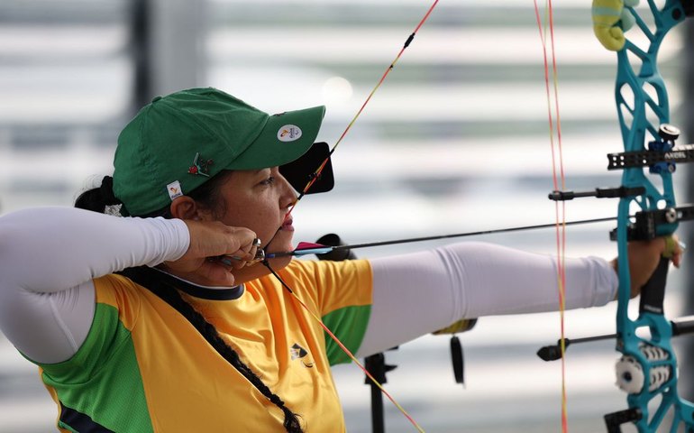 Jane Karla brilha no Mundial de tiro com arco paralímpico