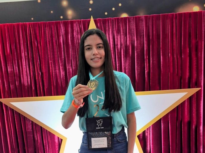 Estudante da rede estadual faz história ao se tornar a primeira alagoana com dois ouros consecutivos na OBMEP