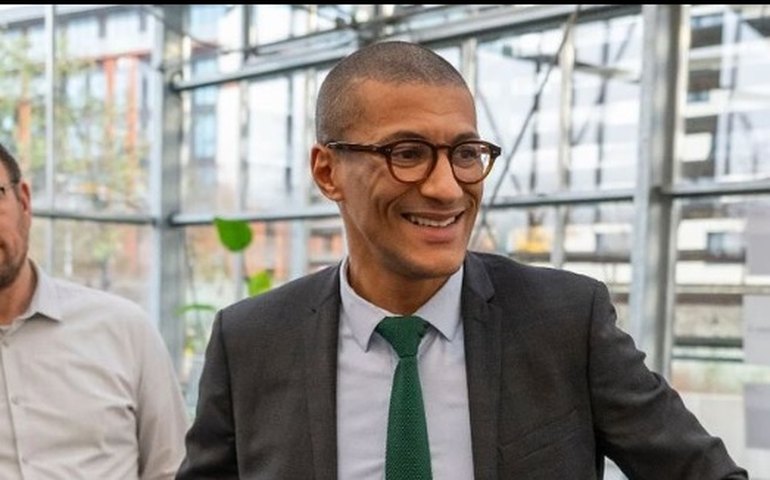 Prefeito disse preferir Sócrates a Neymar para homenagem em nome de rua: 'escolha óbvia'