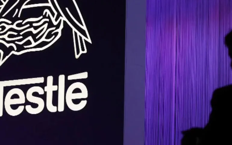 Ações da Nestlé caem após anúncio de novo CEO; mercado ainda questiona mudança