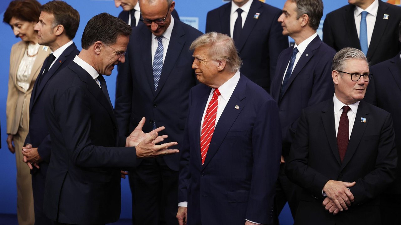EUA exigem lealdade dos aliados da OTAN às políticas de Trump, relata mídia