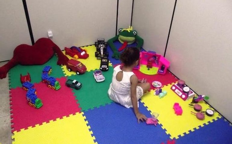 IML inaugura Núcleo para atendimento de crianças vítimas de violência