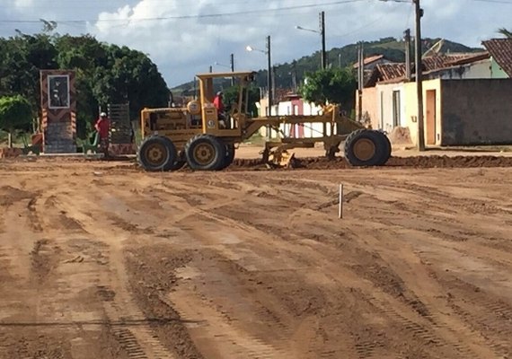 Após 12 anos, Arapiraca recebe obras para construção de escola estadual