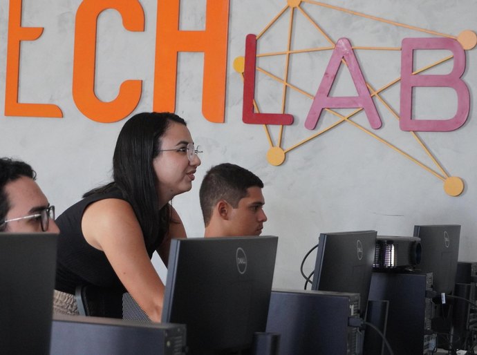 Programa OxeTech abre 700 vagas para cursos gratuitos de tecnologia em 10 municípios alagoanos