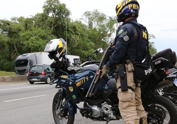 PRF reforça efetivo para feriado prolongado de Tiradentes