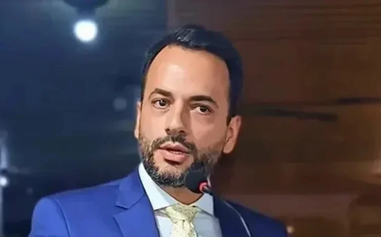 “Ninguém fala por mim”: Helenildo Neto rejeita ameaça feita em nome de todos os vereadores