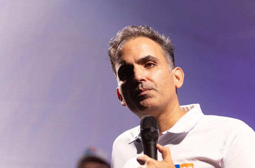 Renato Filho leva combate às bets para o Congresso Nacional