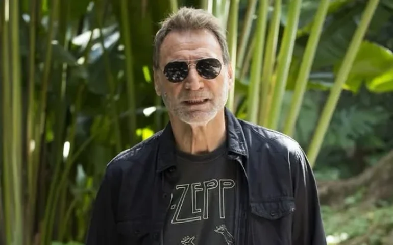 Após infarto, Herson Capri tranquiliza fãs e anuncia novas datas de peça