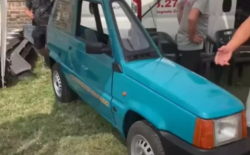 Italiano transforma Fiat Panda em 'carro mais estreito do mundo'