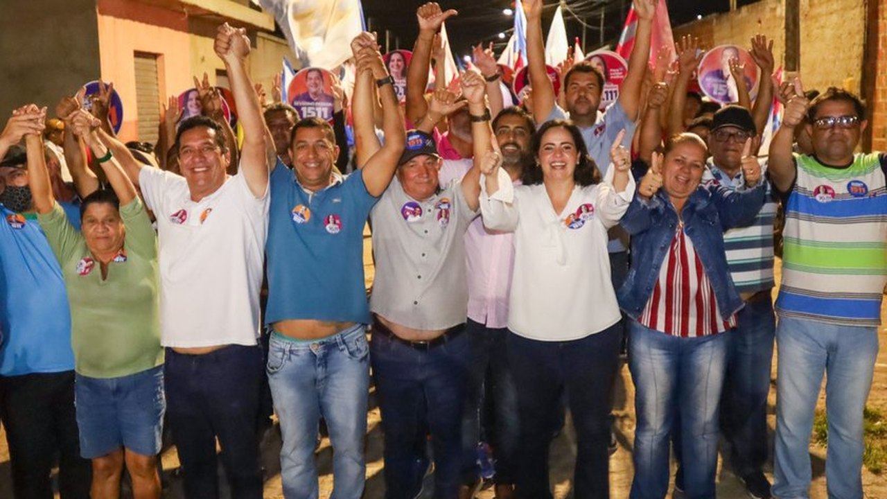Fabiana Pessoa é recebida por multidão no Brisa do Lago em Arapiraca