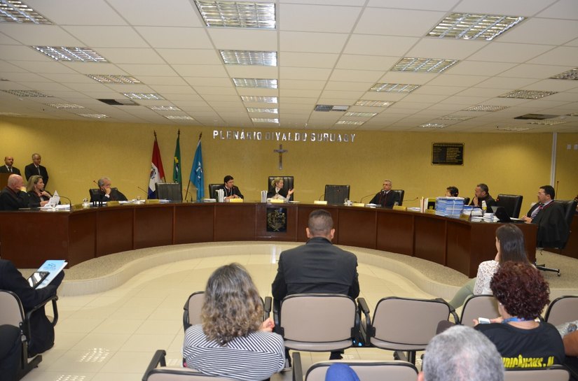 TCE envia para Assembleia, anteprojeto de reposição salarial dos servidores