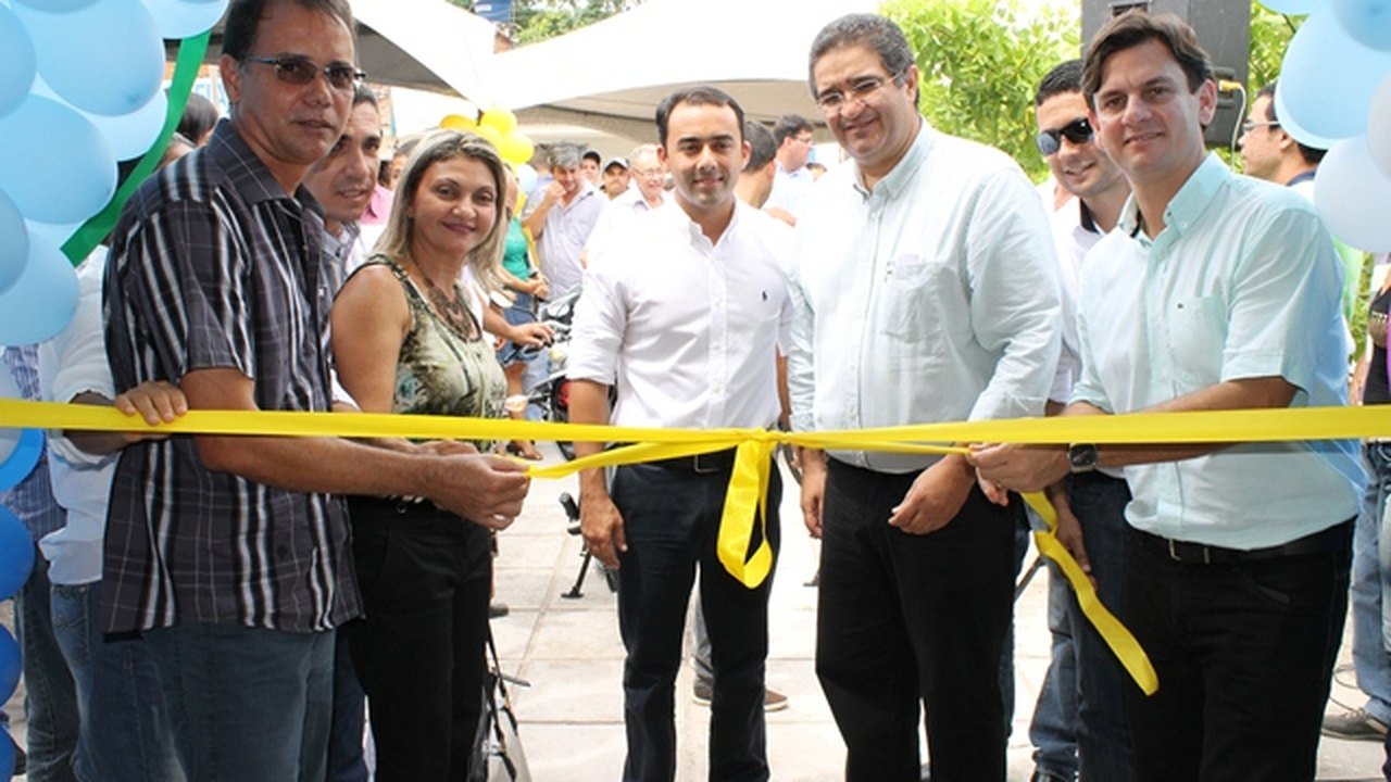 Prefeito Marcelo Beltrão inaugura Centro de Saúde Sinhá Cavalcante
