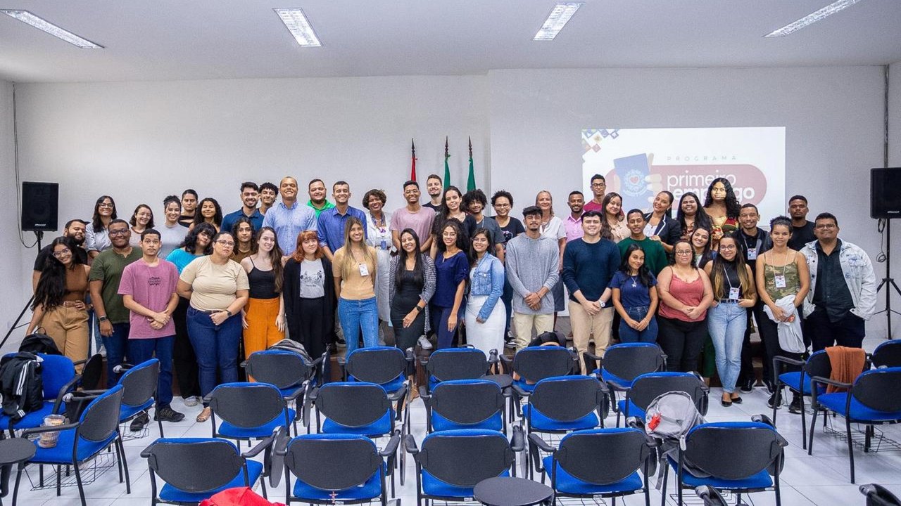 EGAL abre nova turma para capacitação dos estagiários do Programa Primeiro Emprego