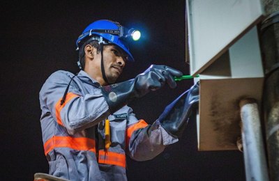 Sima restaura 50 pontos de iluminação em mais um mutirão no Clima Bom