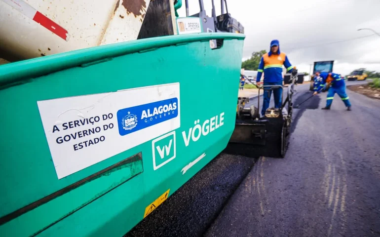 Governo de Alagoas inicia recuperação asfáltica em Palmeira dos Índios; veja ruas contempladas