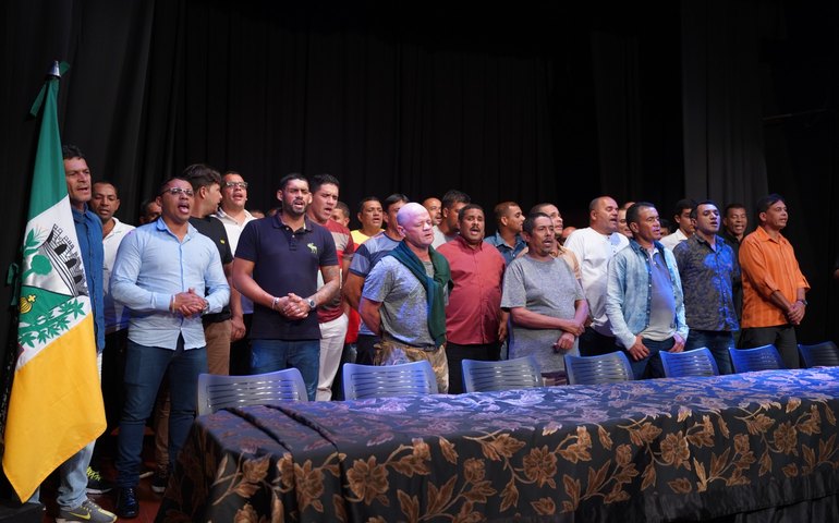 Alunos da EJA de Arapiraca realizam, nos dias 23 e 24, a 2ª edição do Sarau Literário Poesia em Movimento